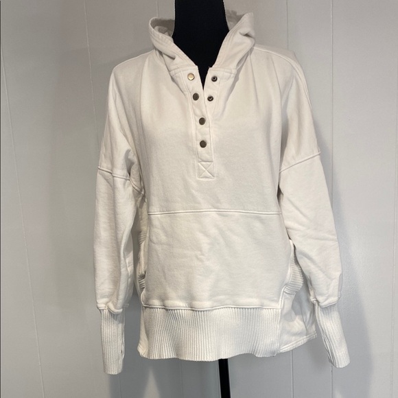 BUCKETLIST Sweatshirt Quarter Snap Ribbed Detail Front Pocket White Size Medium - Picture 1 of 11